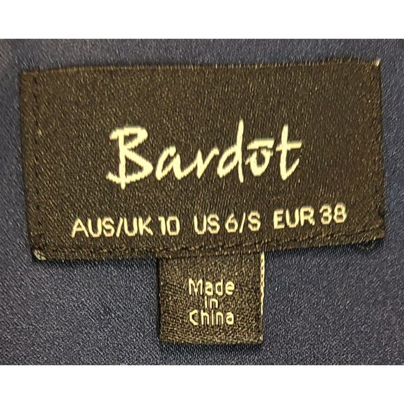 Bardot Navy Blue Embroidered Sheath Cocktail Dress Women’s Size 6 US - Picture 5 of 10